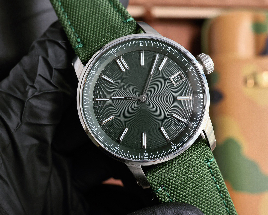 High end customized watch, 41m – обзор и цена Canvas Strap Watch
